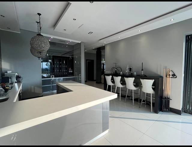 6 BEDROOM HOUSE FOR SALE IN COPPERLEAF ESTATE